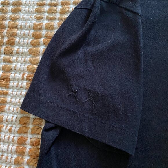 KAWS x Uniqlo x Sesame Street Group 2 Tee – Size Small (US Sizing) – Black - Picture 5 of 10